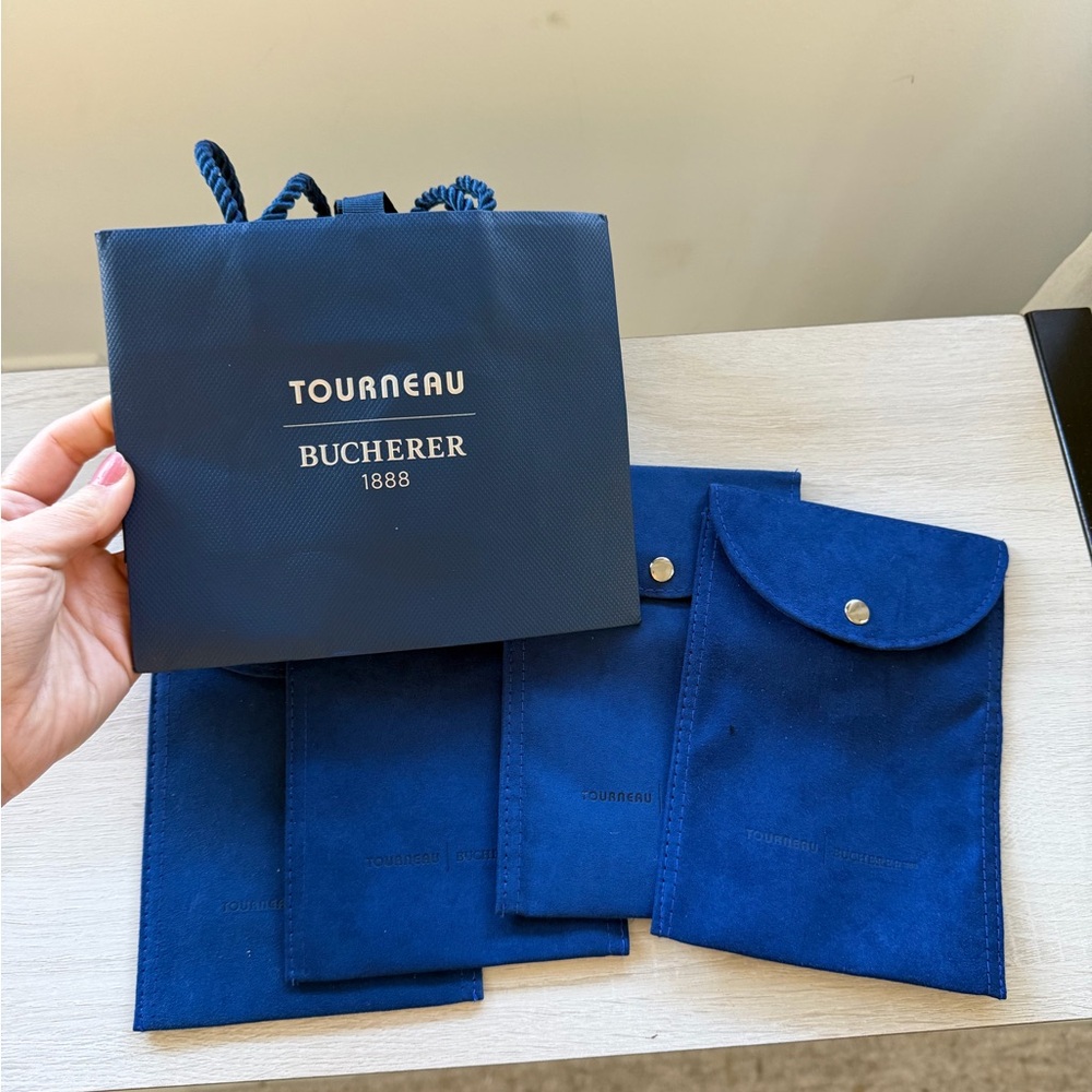 ☀️🌴🍒Tourneau Pouch Accessory Set